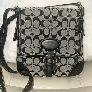 Coach signature crossbody/shoulder bag